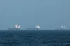 У Середземному морі загорівся російський газовий танкер: подробиці