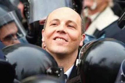 &laquo;Колесо української історії і далі змащує кров наших Героїв. Парубій&nbsp;&mdash; один з них&raquo;
