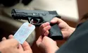 «Кожна стрілянина за участі якогось психа пробуджує голоси лобістів, що закликають дозволити в Україні вільне володіння зброєю»