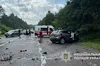 Унаслідок ДТП на Львівщині водій легковика загинув на місці події: деталі