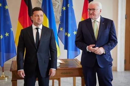 Зеленський поговорив з президентом Німеччини Штайнмаєром