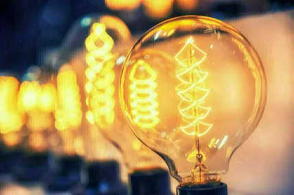Наразі на Львівщині не будуть вимикати електроенергію. Фото із мережі