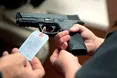 «Кожна стрілянина за участі якогось психа пробуджує голоси лобістів, що закликають дозволити в Україні вільне володіння зброєю»