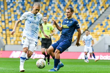 У матчі першого кола "Динамо" перемогло "Львів" із рахунком 1:0. Автором голу киян був Віталій Буяльський (ліворуч). Фото dynamo.kiev.ua.