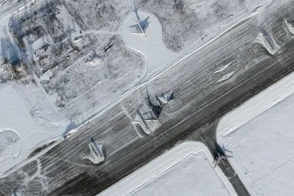 Фото авіабази із супутника