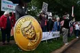 Покупці мемкоїна Дональда Трампа втратили 3,8 млрд доларів, поки сам президент заробив сотні мільйонів