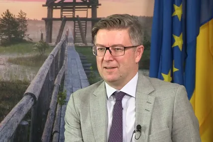 Україна утримує весь європейський фронт, - посол Естонії