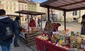 Варення із пелюсток троянд — 100 гривень, шматок гарбуза - 20