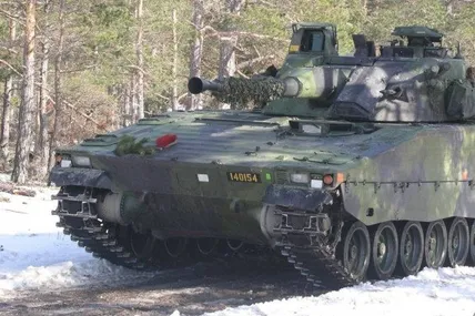 Щведська БМП CV-90. Фото з мережі