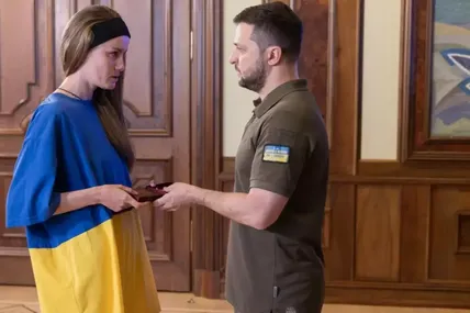 Зеленський нагородив понад 30 медійників до Дня журналіста. Фото: Детектор медіа