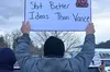 Проти віцепрезидента США Венса влаштували протест