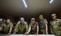 Порошенко розповів, як українські захисники зірвали наступ російських військ на Донбас