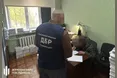 ​Бив і обпалив обличчя: ДБР повідомило про підозру військовослужбовцю з Хмельниччини