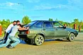 Українці їздять на машинах-пенсіонерах