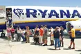 «Евакуація» дебошира з борту Ryanair? П’яничка заплатить 500 євро