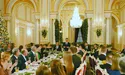 «Від таких вітань несе фальшю. Як фальшивим було і шампанське у цьому кліпі»