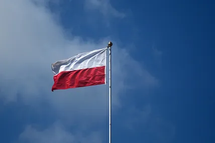 30% поляків можуть покинути країну в разі нападу рф, – опитування. Фото: Курс валют