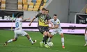 «Рух» приймає «Динамо», а «Карпати» — «Шахтар»