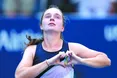 Юна Снігур «заклювала» легендарну Халеп
