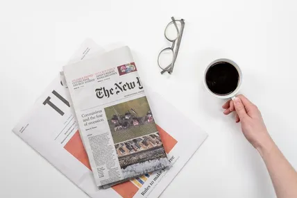 "Це боротьба з опозицією на тлі падіння рейтингів Зеленського" - The New York Times