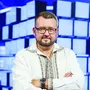 «За кордоном людину, яка звертається до когось без усмішки, вважають агресивною»
