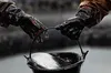 Ціни на нафту різко впали, але стабілізувалися