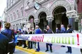 Вкладникам «Форуму» залишається лише чекати...
