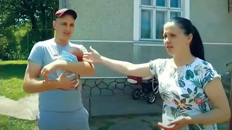 Скрін з відеоканалу Перший