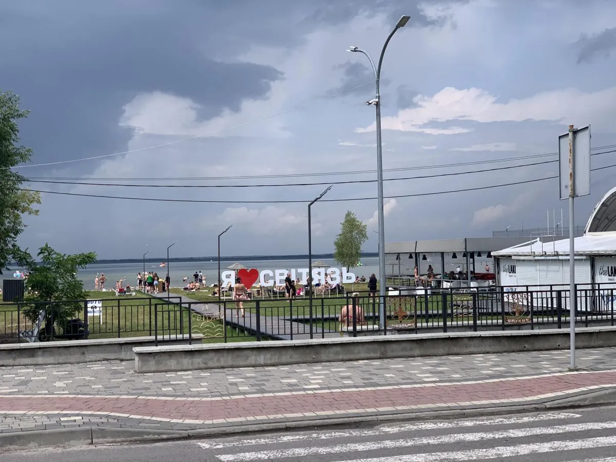 Центральний пляж озера Світязь