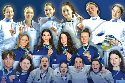 Ось таким колажем Національна федерація фехтування привітала юних шпажистів і рапіристів після успішного виступу в Антальї. Фото Eva Pavia Gomez-Luca Pag
