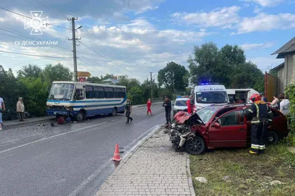 ДТП. Фото: Головне управління ДСНС України у Львівській області
