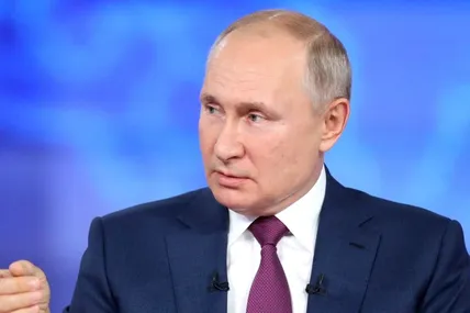 МЗС Польщі вимагає посилення тиску на Путіна