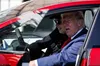 Трамп показово купив авто Tesla, щоб підтримати Маска