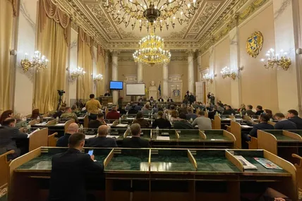 Депутати Львівської облради закликали усі політичні сили до єднання