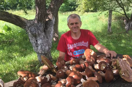 У пана Михайла завтра день народження. На святковому столі буде і грибна смакота… Фото автора