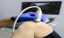 Болить коліно при ходьбі: коли потрібні ін'єкції