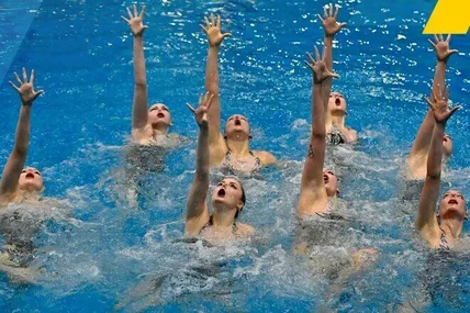 В акробатичній програмі октет українських красунь поступився на чемпіонаті світу лише китаянкам. Фото НОКУ