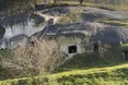 Камінь дірявець, де Табаков зняв кліп про кохання, магія Ілівських печер