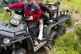 Рятувальники евакуювали на квадроциклі травмованого туриста з гори Парашка