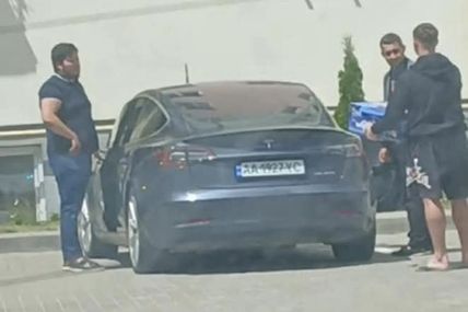 &laquo;Мою бабусю надурили на 200 доларів. Втюхали дешевий посуд. Поліція шахрайства не побачила&hellip;&raquo;