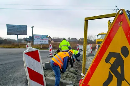 Фото умовне з Фейсбуку Служби автомобільних доріг у Львівській області