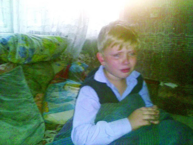 Василько не хоче, аби його забирали від горе-батьків.