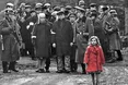 «Дівчинка у червоному плащику була символом надії. Нехай вона буде такою знову»