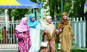 «Бабусі подобається, що ношу хіджаб. Бо тепер узимку не мерзну в голову...»