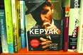 «Розміщувати на книзі фото автора з цигаркою у руках — незаконно»