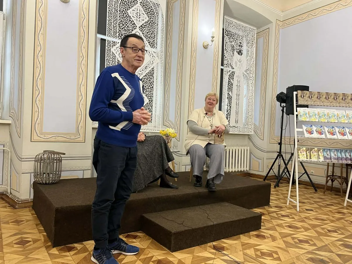 Один з героїв книжки Людмили Пуляєвої - Левко-Дурко