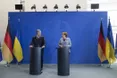 Миротворці, газ і санкції України проти РФ: основні теми зустрічі Порошенка і Меркель