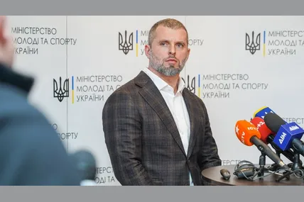 Матвій Бідний. Міністерство молоді та спорту України