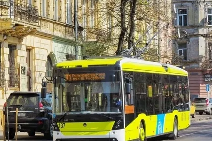 Тролейбус. Фото: умовне