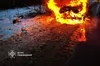 Поблизу села Уличне вщент згорів Mercedes-Benz Vito: водій намагався приборкати вогонь самотужки